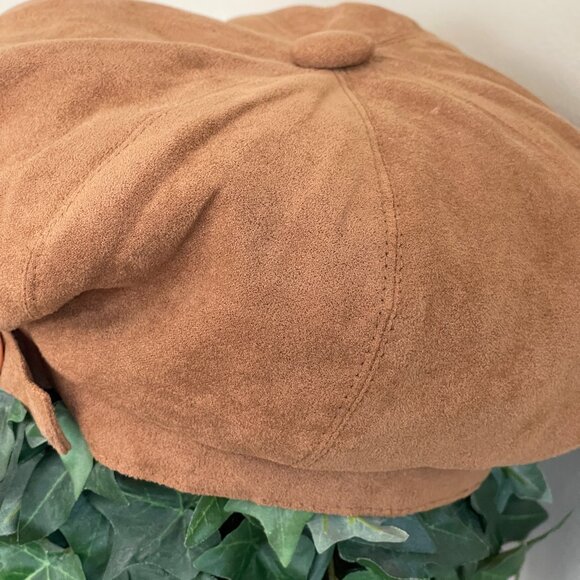 ⭐️HOST PICK⭐️ Faux Suede Retro Hat - Picture 14 of 15